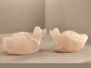 Manderdian duck rose quartz