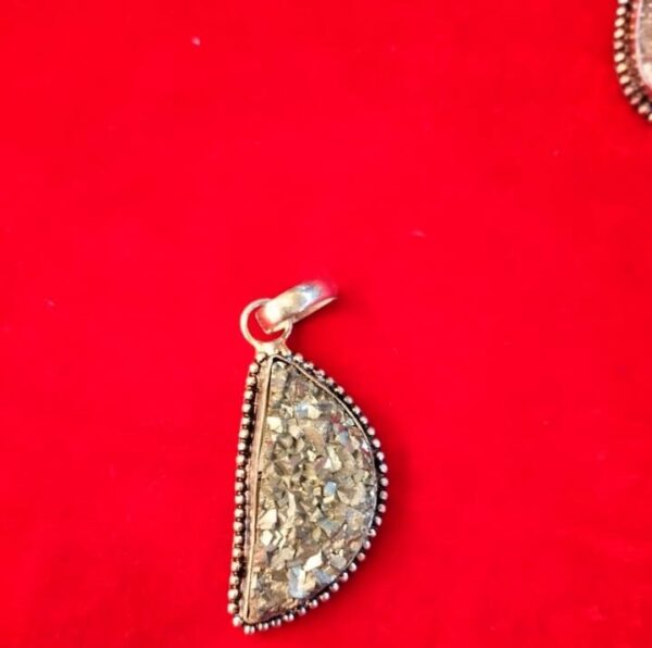 Pyrite pendant - Image 7
