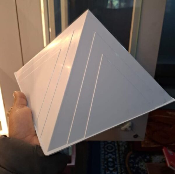 Pyramid cap 6 inches